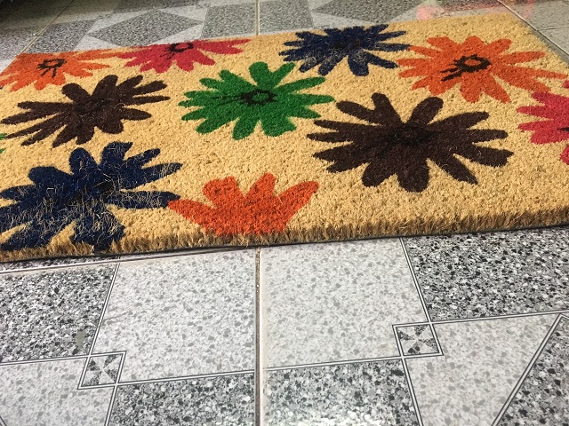 Thảm trải sàn xơ dừa có nhiều thiết kế đẹp mắt