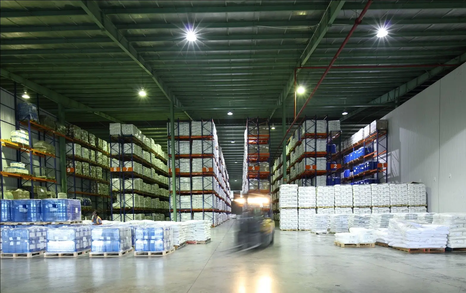 Cho thuê kho hóa chất an toàn, tiện lợi và giá cả hợp lý tại Việt Nam 1 Cho thuê kho hóa chất an toàn, tiện lợi và giá cả hợp lý tại Việt Nam